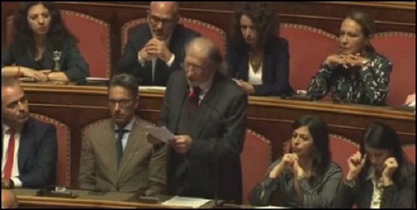 I macigni di Scarpinato: «Il Governo si regge sui voti di una forza politica il cui leader ha mantenuto rapporti pluriennali con i mafiosi»