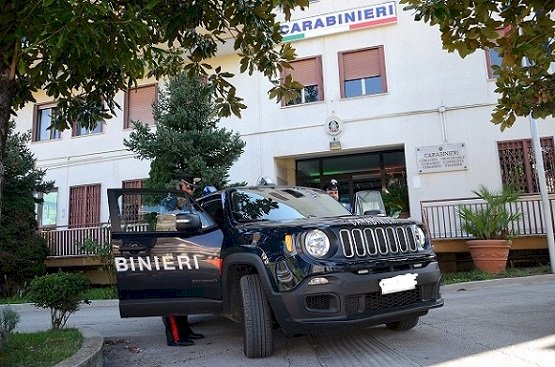 Isernia, i carabinieri arrestano un giovane per furti ai danni degli esercizi commerciali